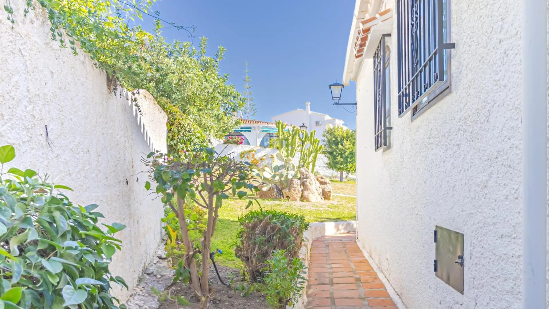 Casa Castillo Nerja 0*,  Spain